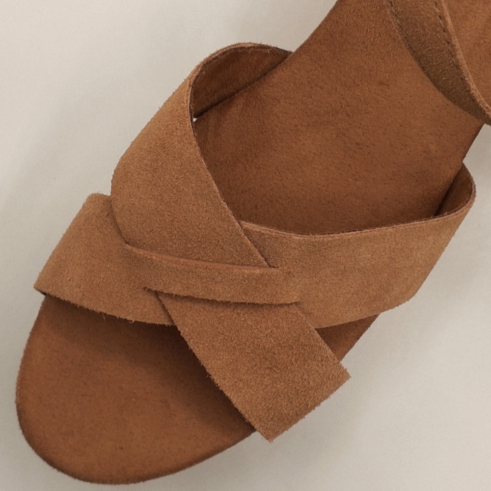 SALE! TOMS Willow Tan Suede Wedge Sandals Size 10 - Picture 3 of 9